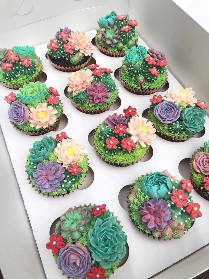 Easy DIY Garden Cupcakes: Succulents, Daisies & Mini Flower Pots